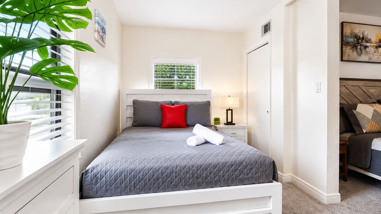 Photo of Bedroom in Crooked Lake Park