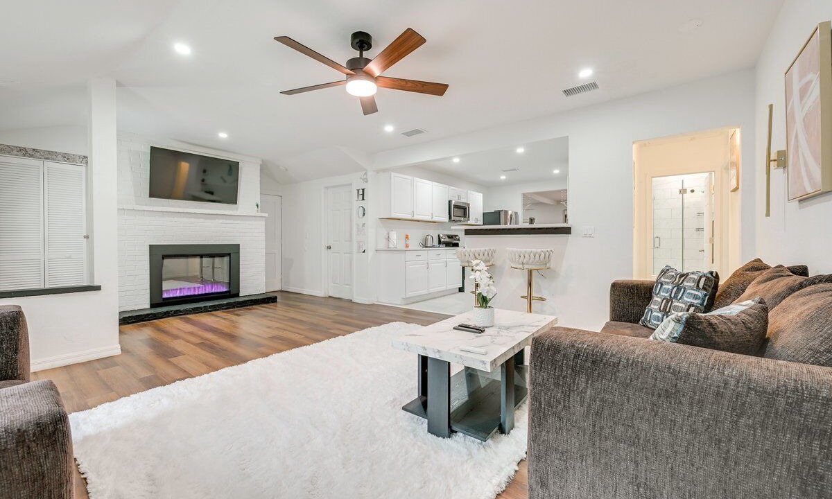Photo of Livingroom in Old Seminole Heights