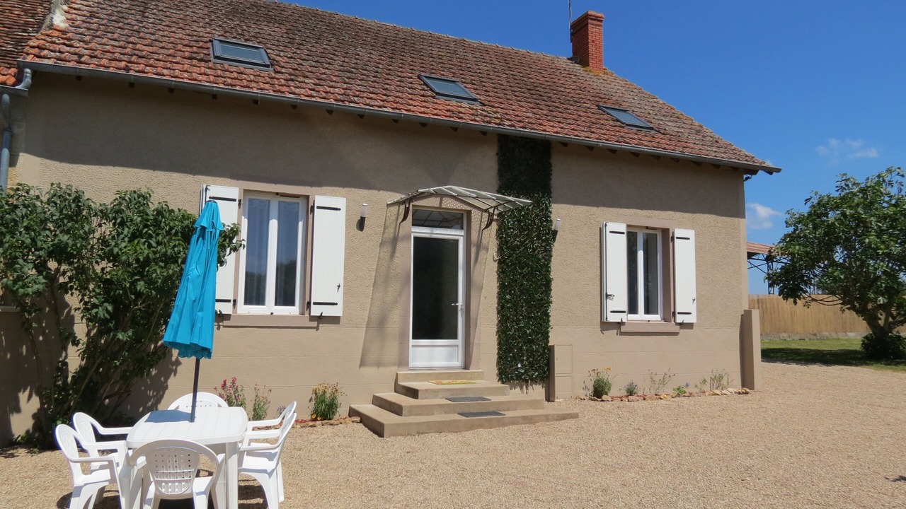 Photo of Outdoor in Coust