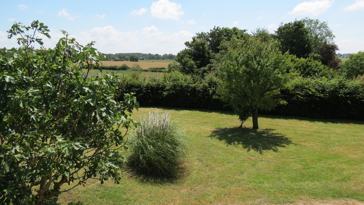 Photo of Outdoor in Coust