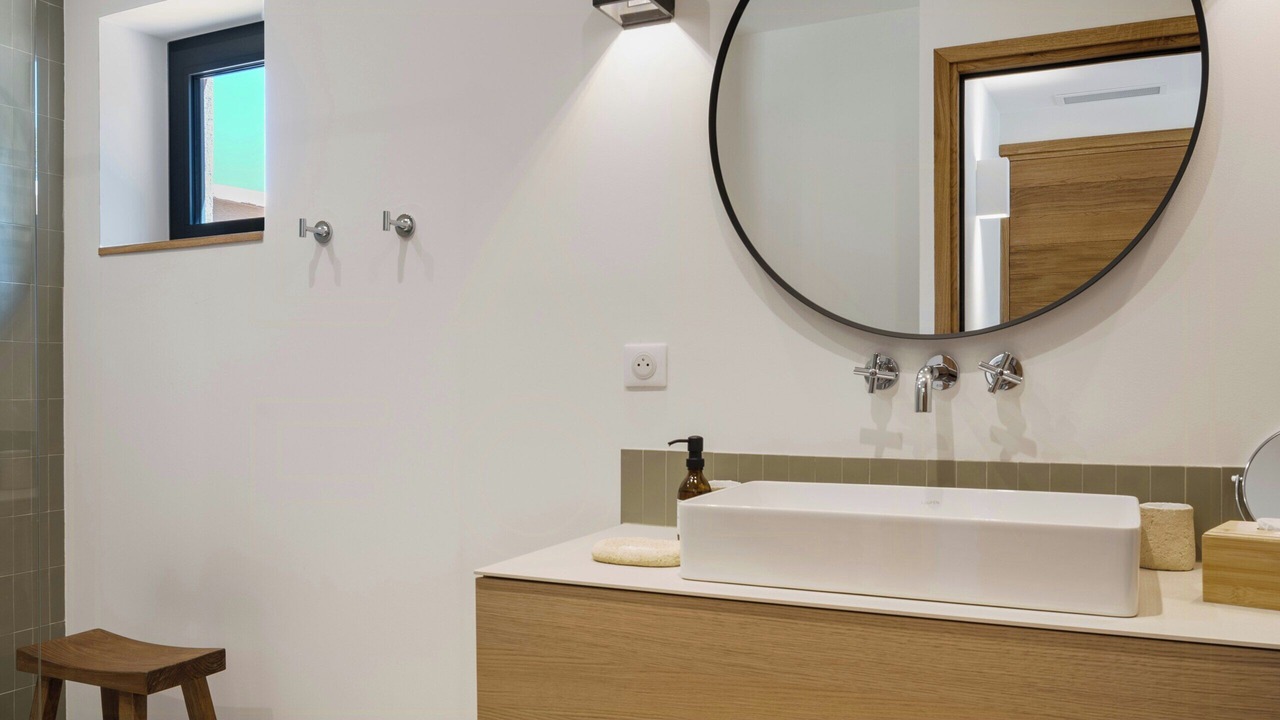 Photo of Bathroom in Tourves