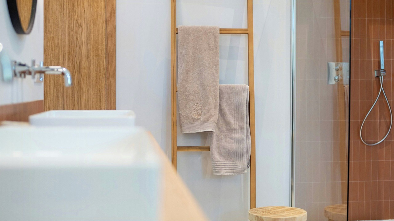 Photo of Bathroom in Tourves