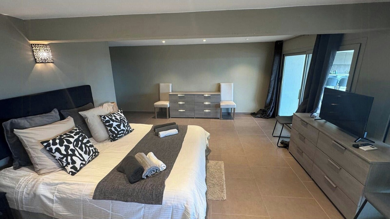 Photo of Bedroom in Saint-Vallier-de-Thiey