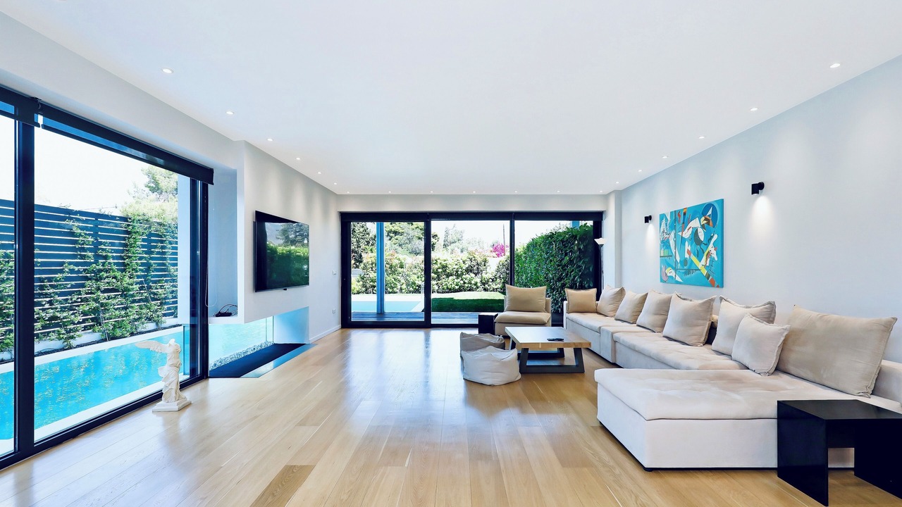 Photo of Livingroom in Elliniko