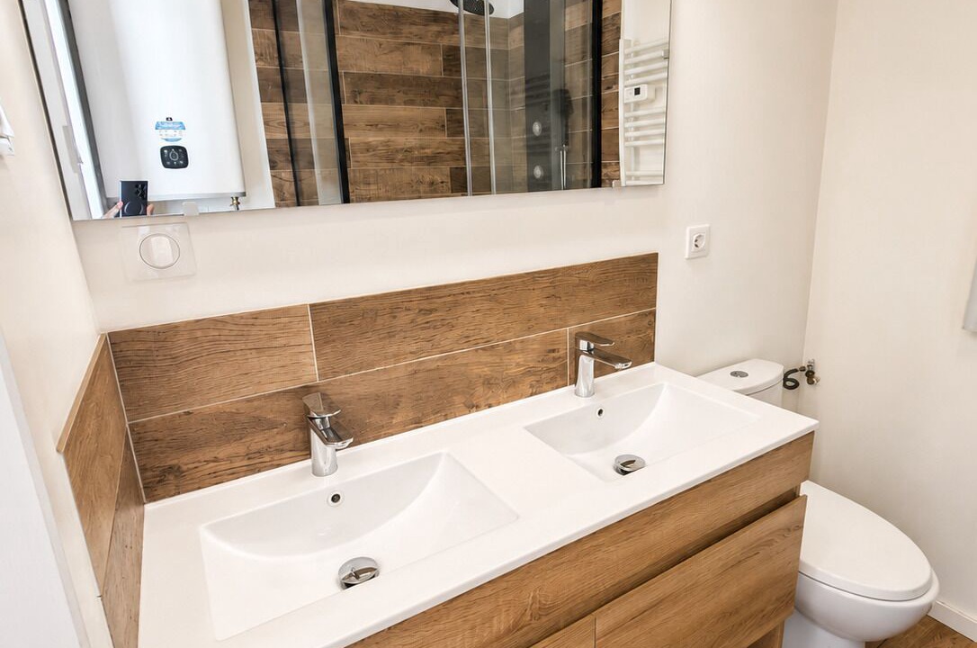 Photo of Bathroom in Montlucon