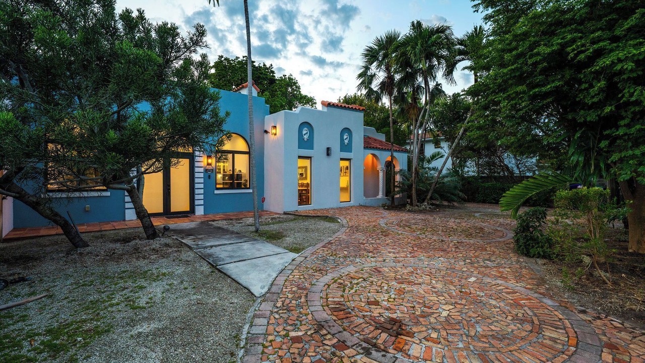 Photo of Outdoor in Miami Shores