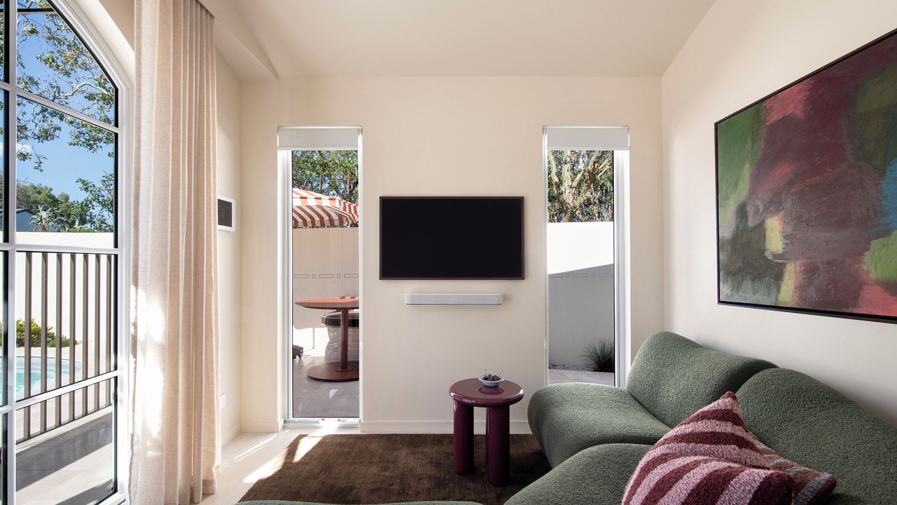 Photo of Livingroom in Mermaid Waters