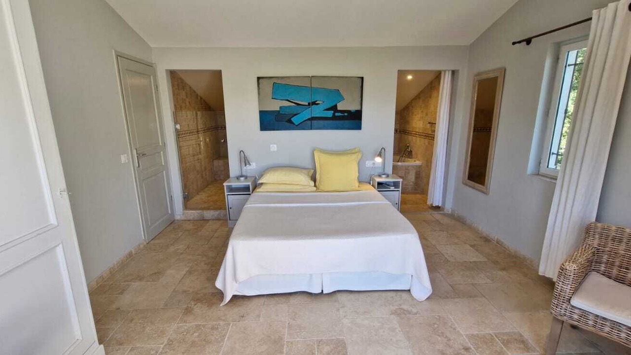 Photo of Bedroom in Sainte-Maxime - Saint-Tropez