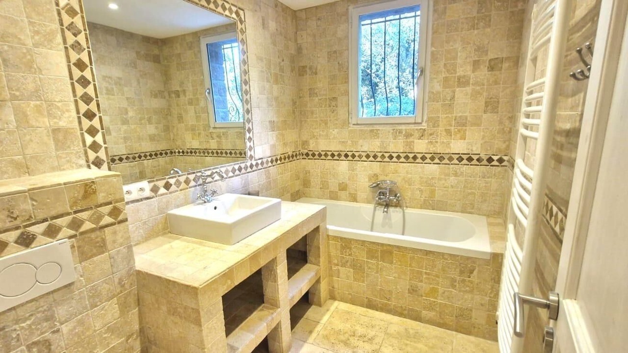 Photo of Bathroom in Sainte-Maxime - Saint-Tropez