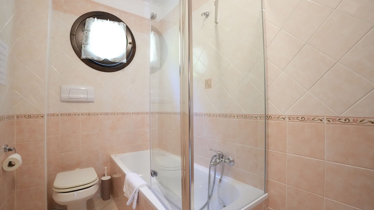 Photo of Bathroom in Tramonti