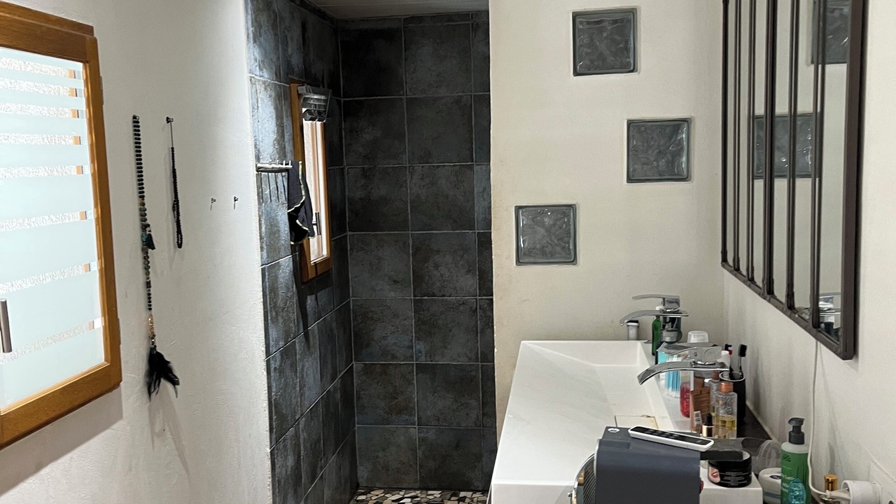 Photo of Bathroom in Claviers