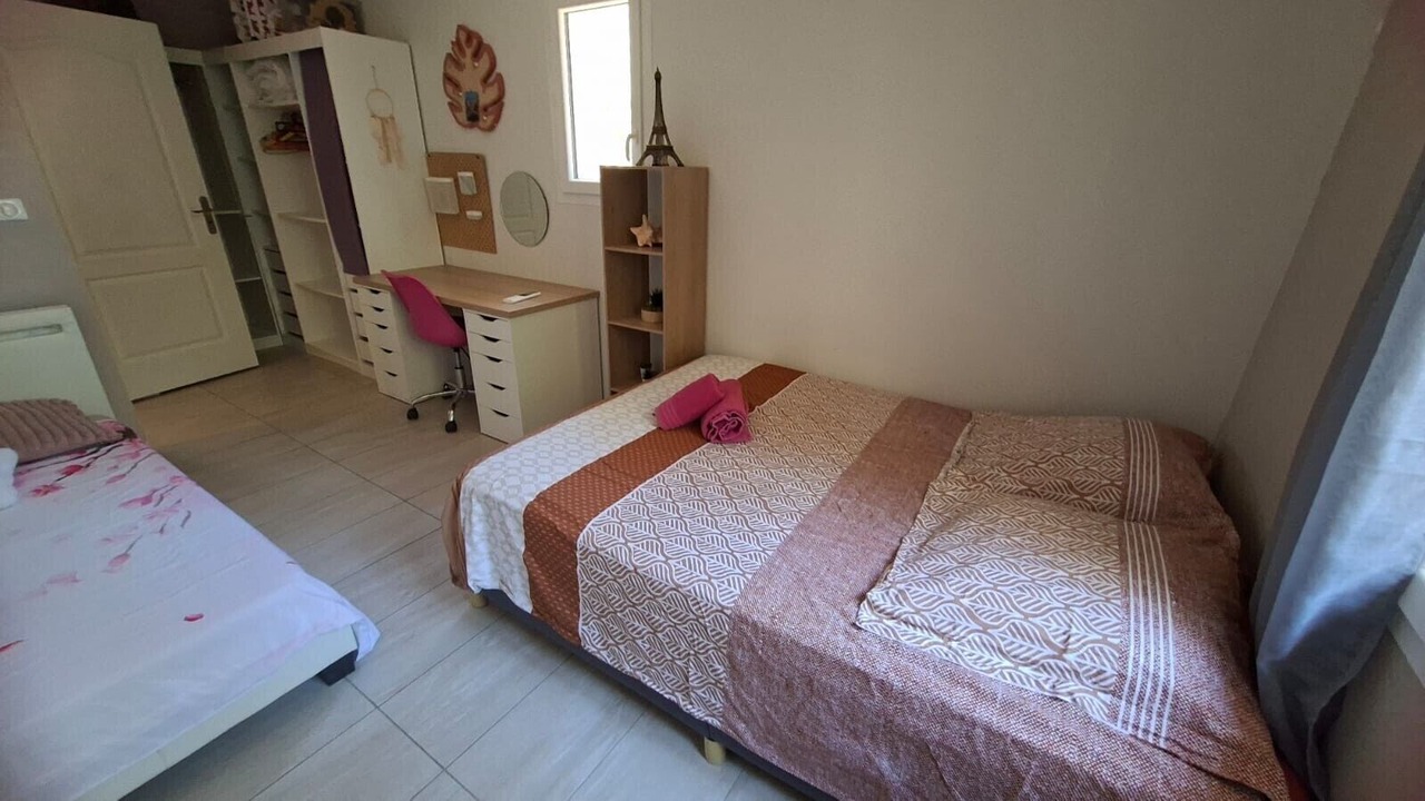 Photo of Bedroom in Flayosc
