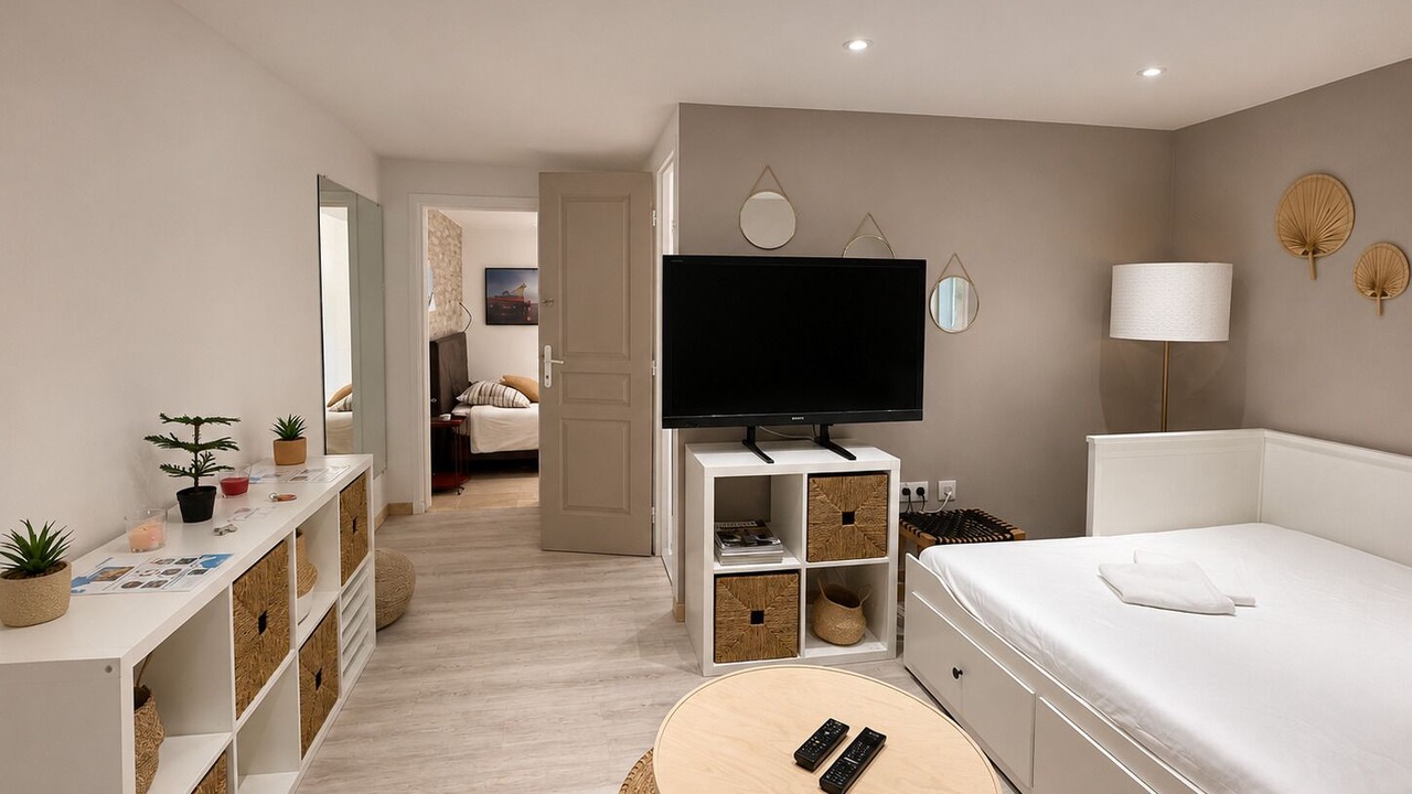 Photo of Bedroom in Le Luc