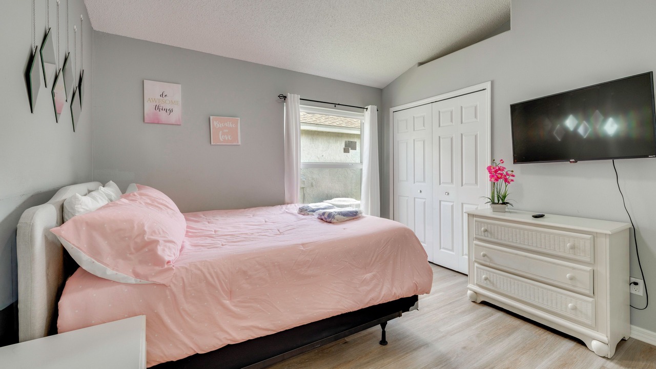 Photo of Bedroom in Indian Point