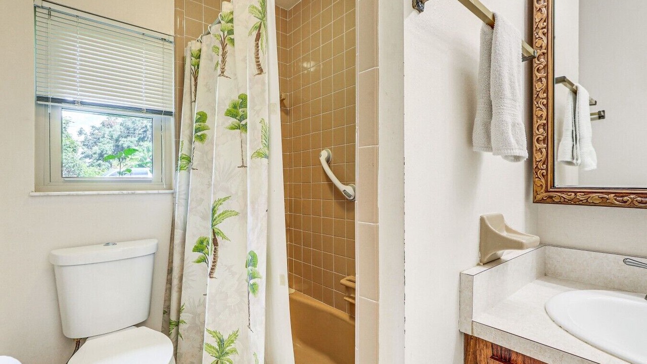 Photo of Bathroom in Florida South Atlantic Coast