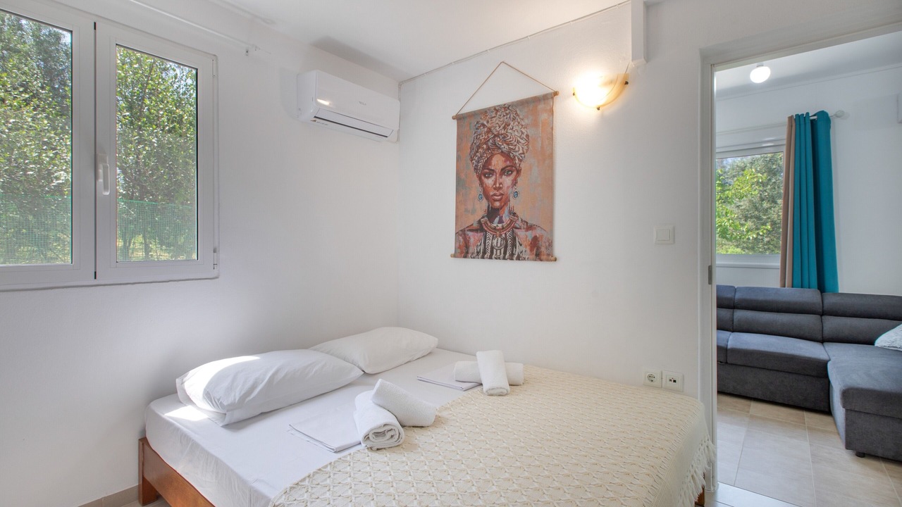Photo of Bedroom in Adelianos Kampos