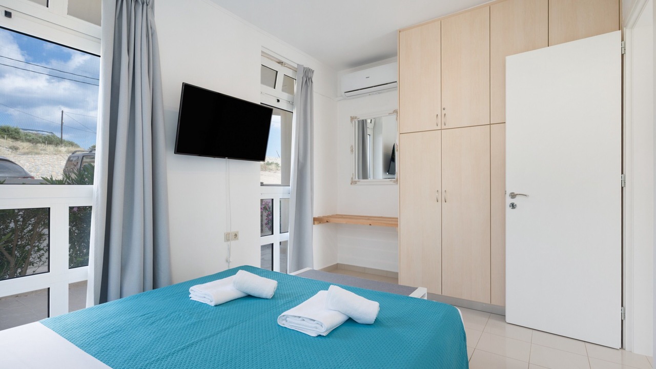 Photo of Bedroom in Makry Gialos