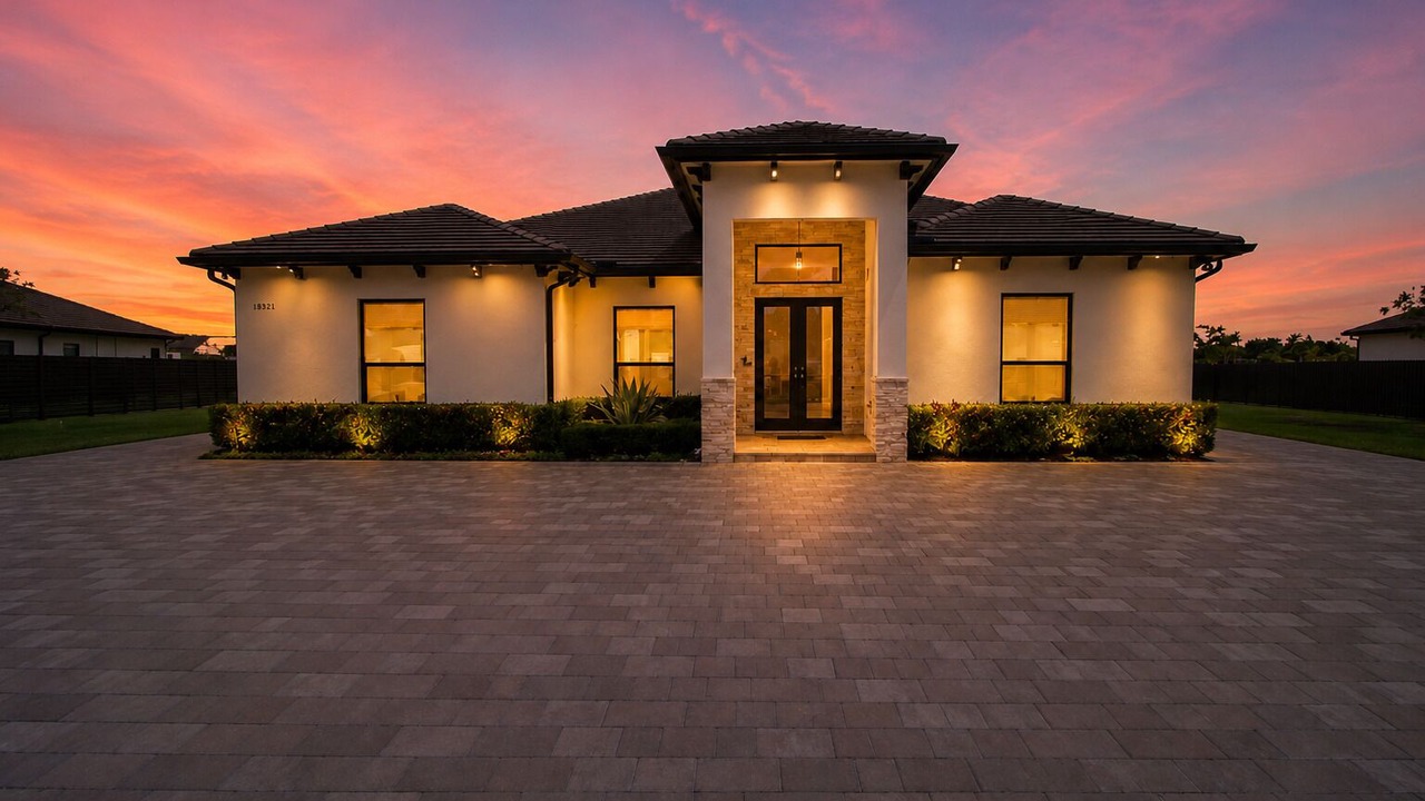 Photo of Outdoor in Ludlam