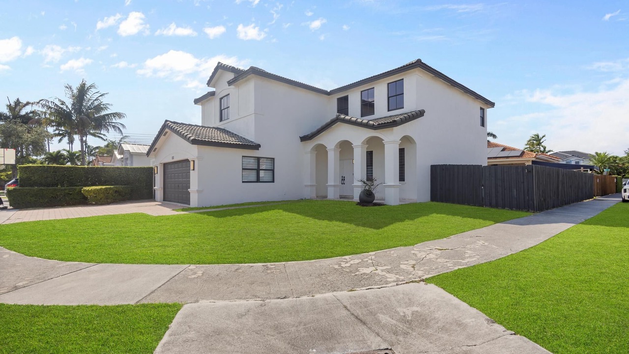 Photo of Outdoor in Ludlam