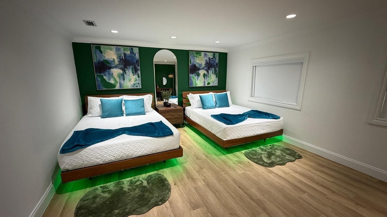 Photo of Bedroom in Kendale Lakes