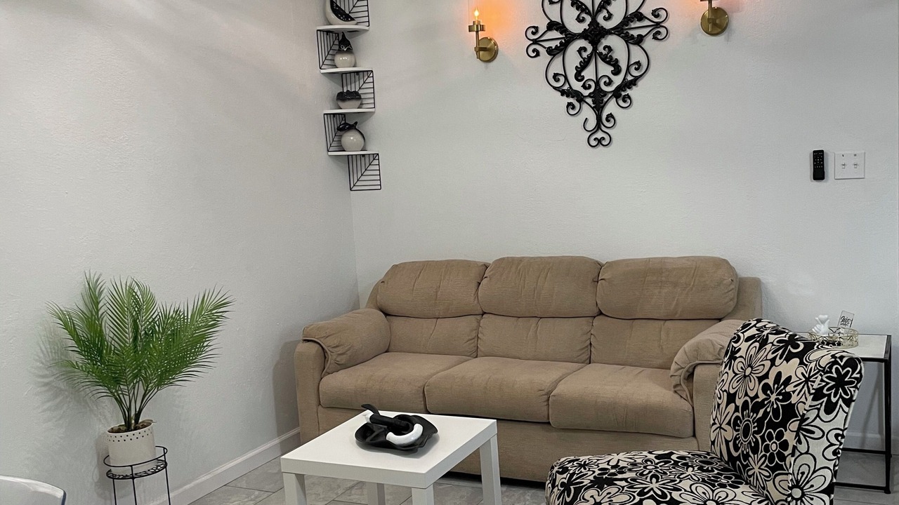 Photo of Livingroom in Crystal Lake