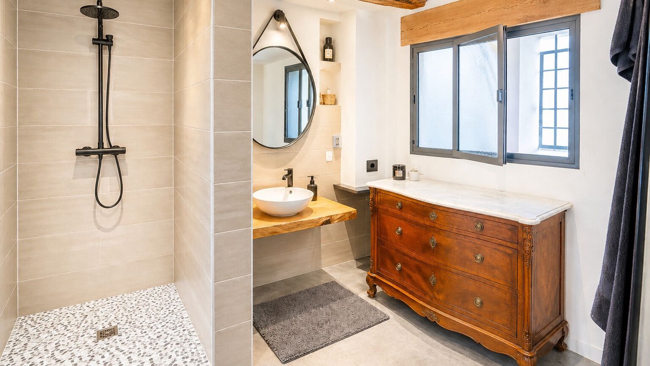 Photo of Bathroom in Ansouis