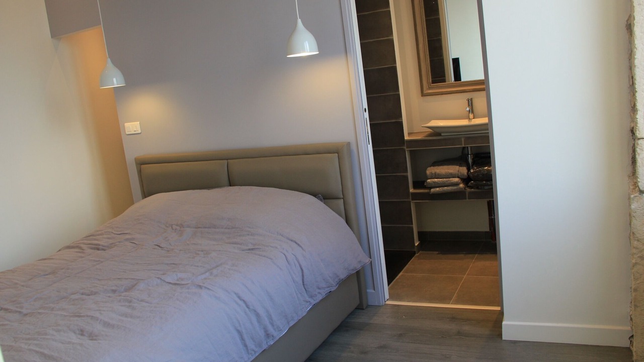 Photo of Bedroom in La Confluence