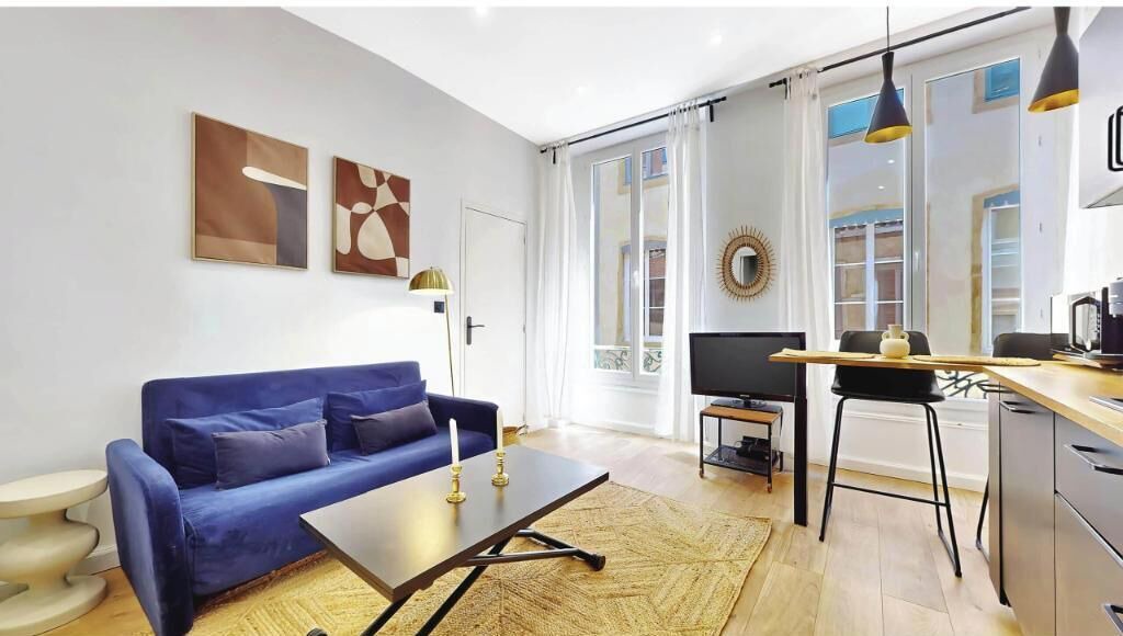 Photo of Livingroom in 1st Arrondissement