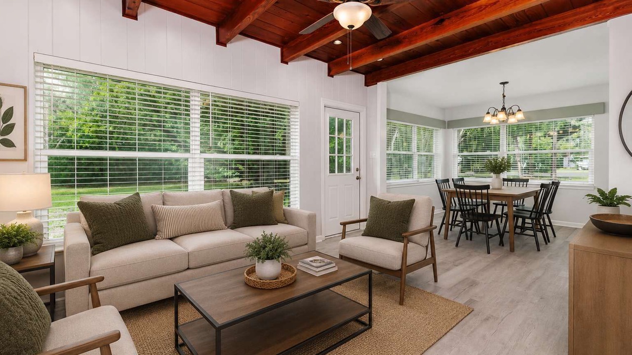 Photo of Livingroom in Lakeland