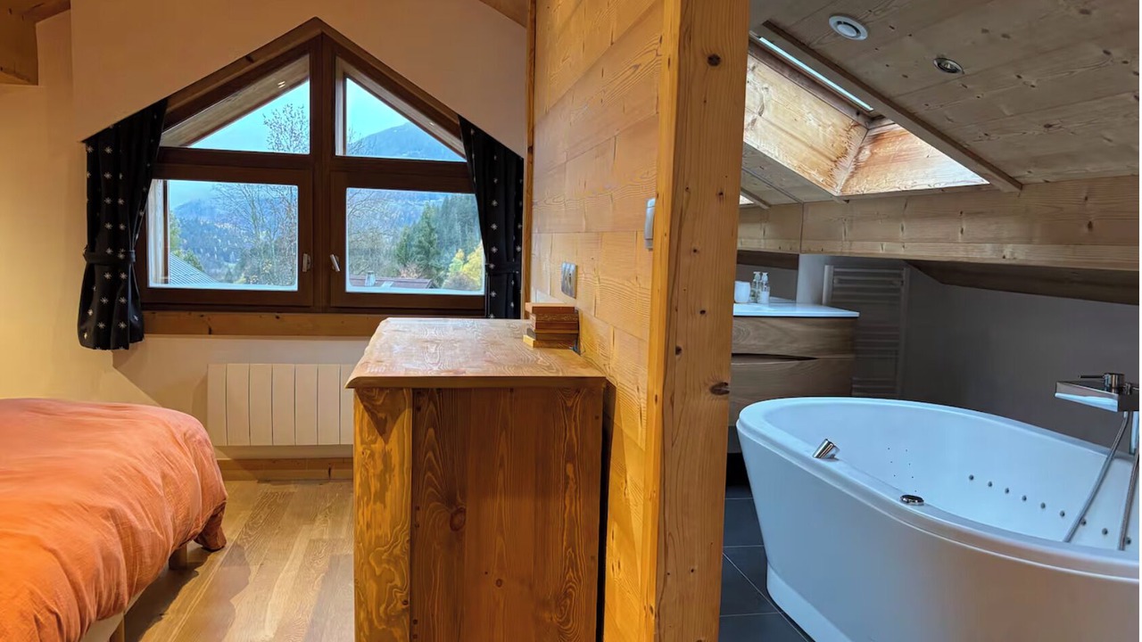 Photo of Bedroom in Les Contamines-Montjoie