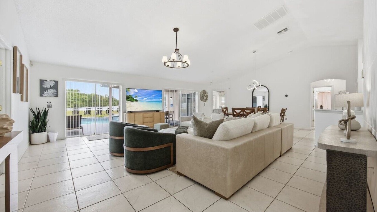 Photo of Livingroom in Thousand Oaks