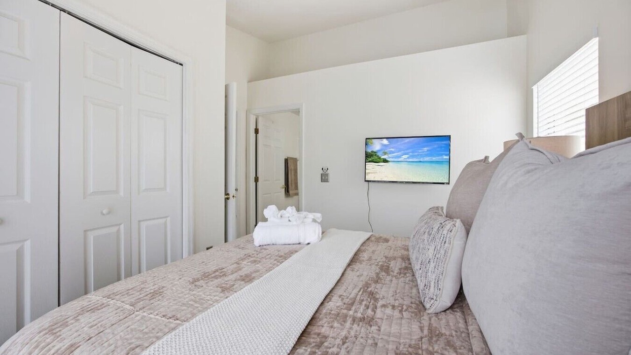 Photo of Bedroom in Thousand Oaks