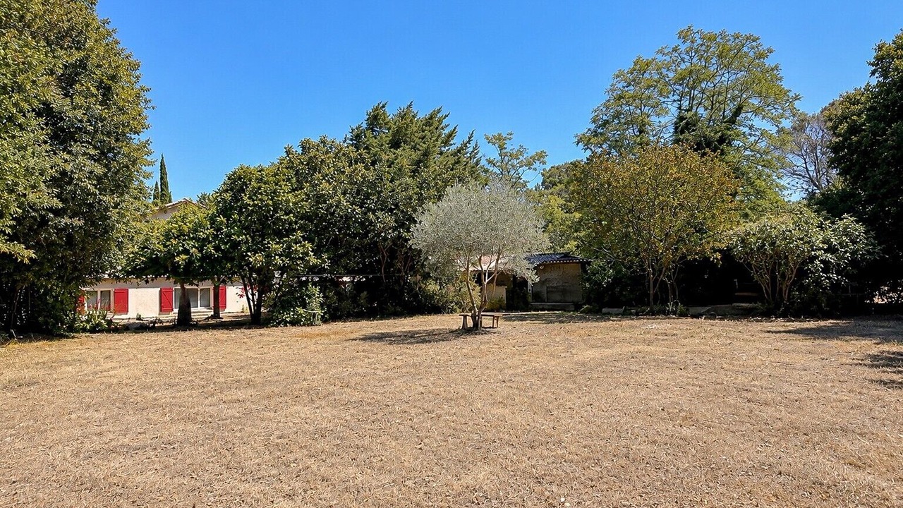 Photo of Outdoor in Meyreuil