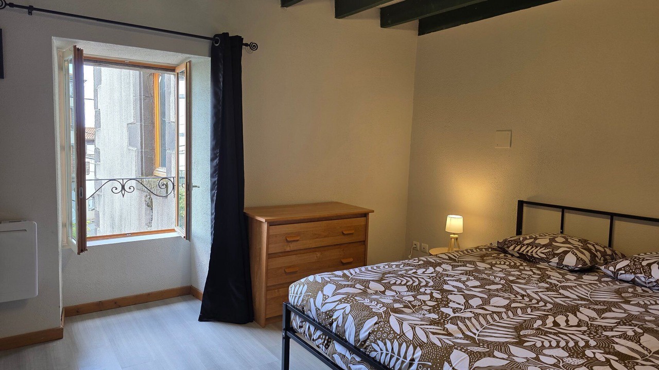 Photo of Bedroom in Volvic