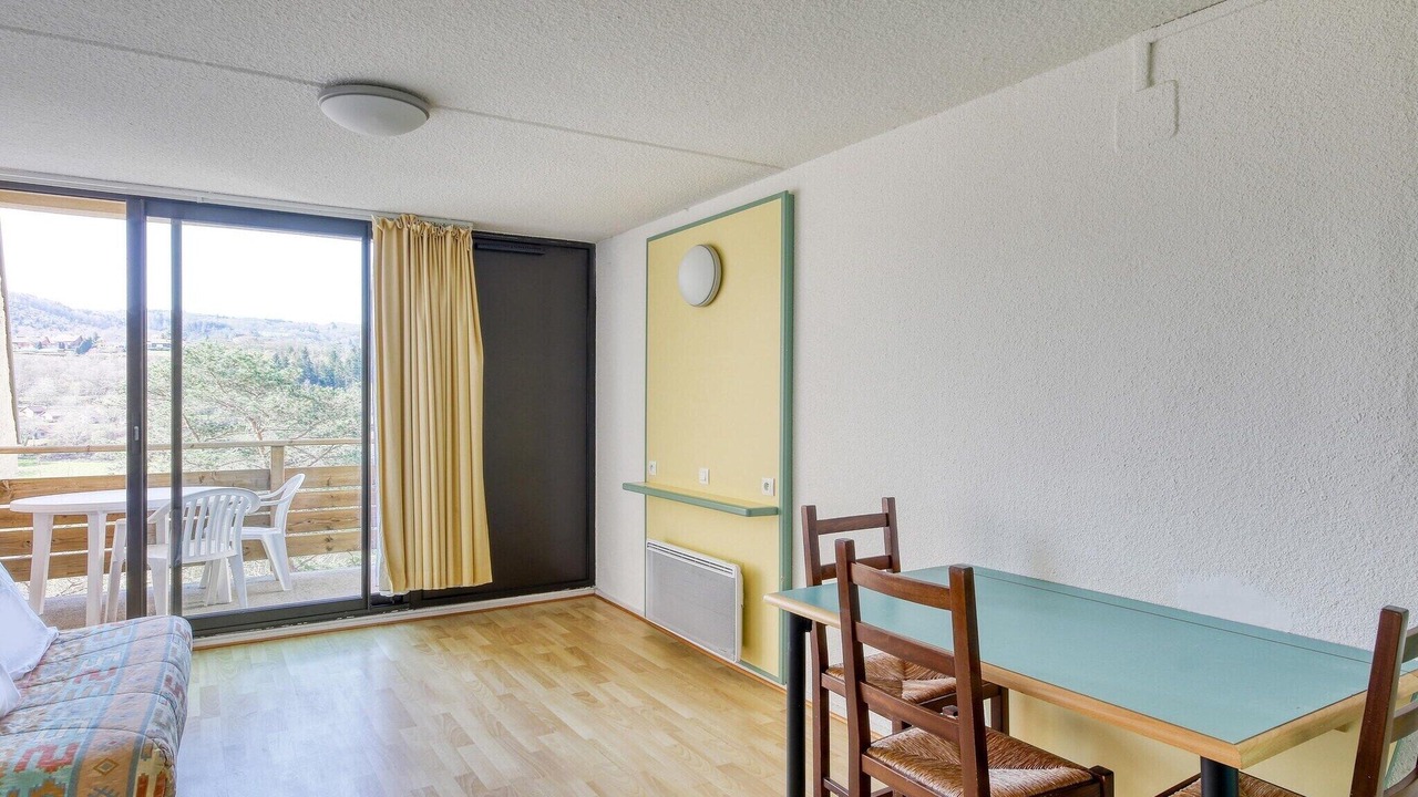 Photo of Livingroom in Miremont