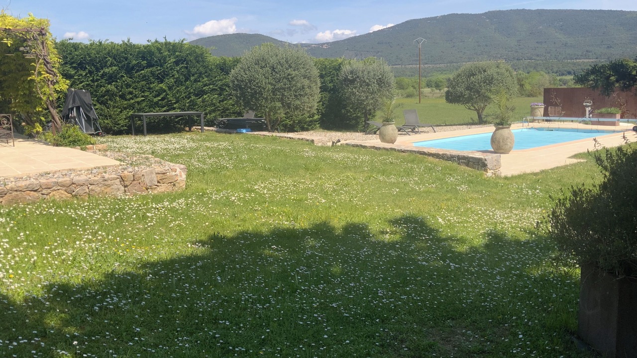 Photo of Outdoor in Ampus