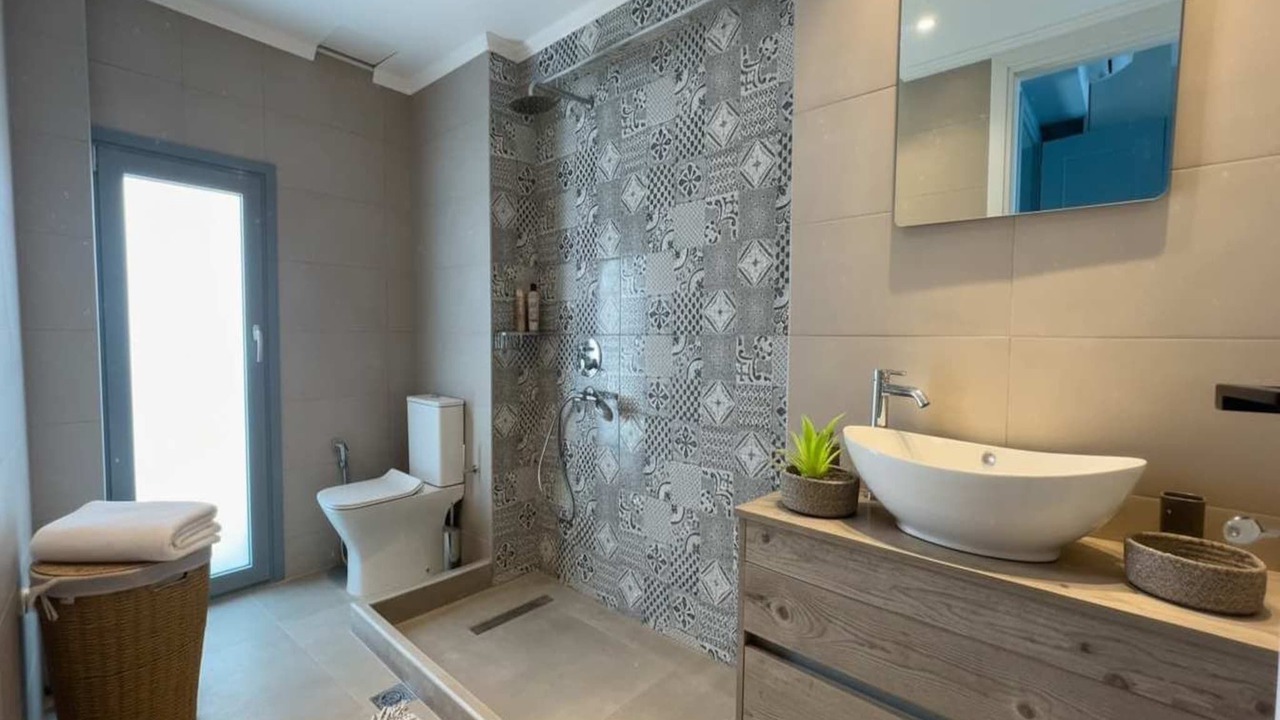 Photo of Bathroom in Haraki