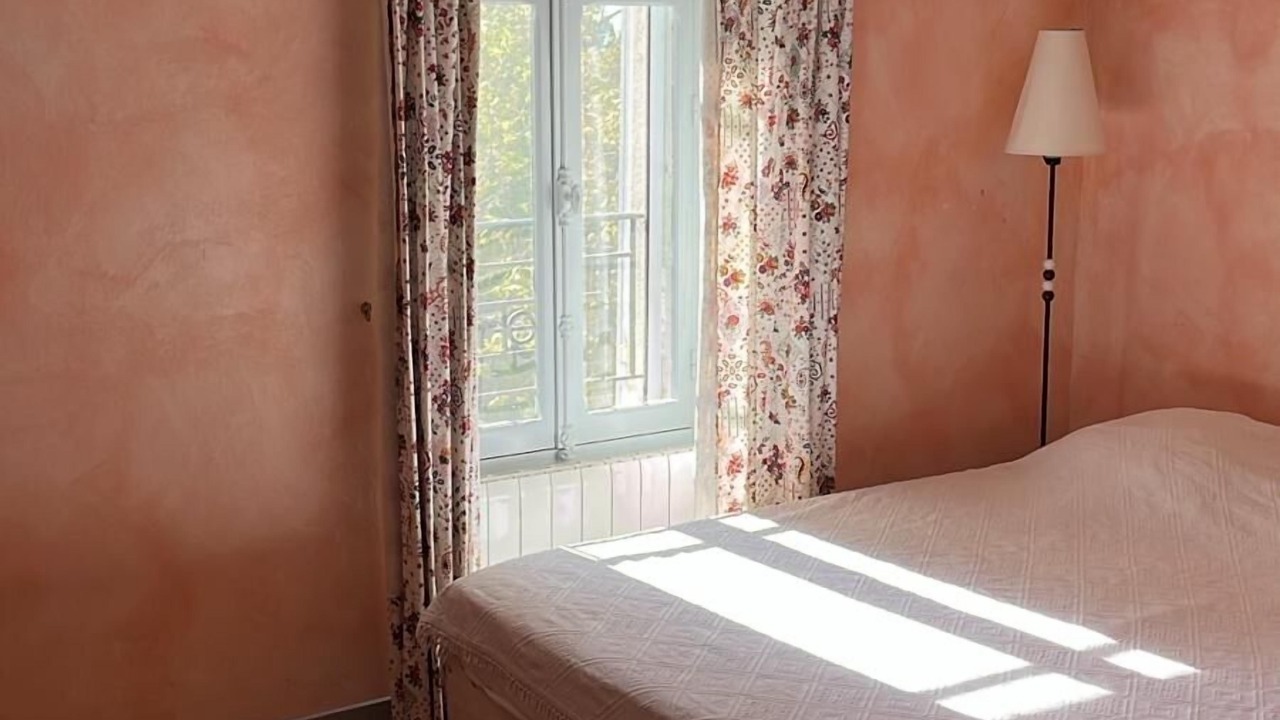 Photo of Bedroom in Saint-Hippolyte-le-Graveyron