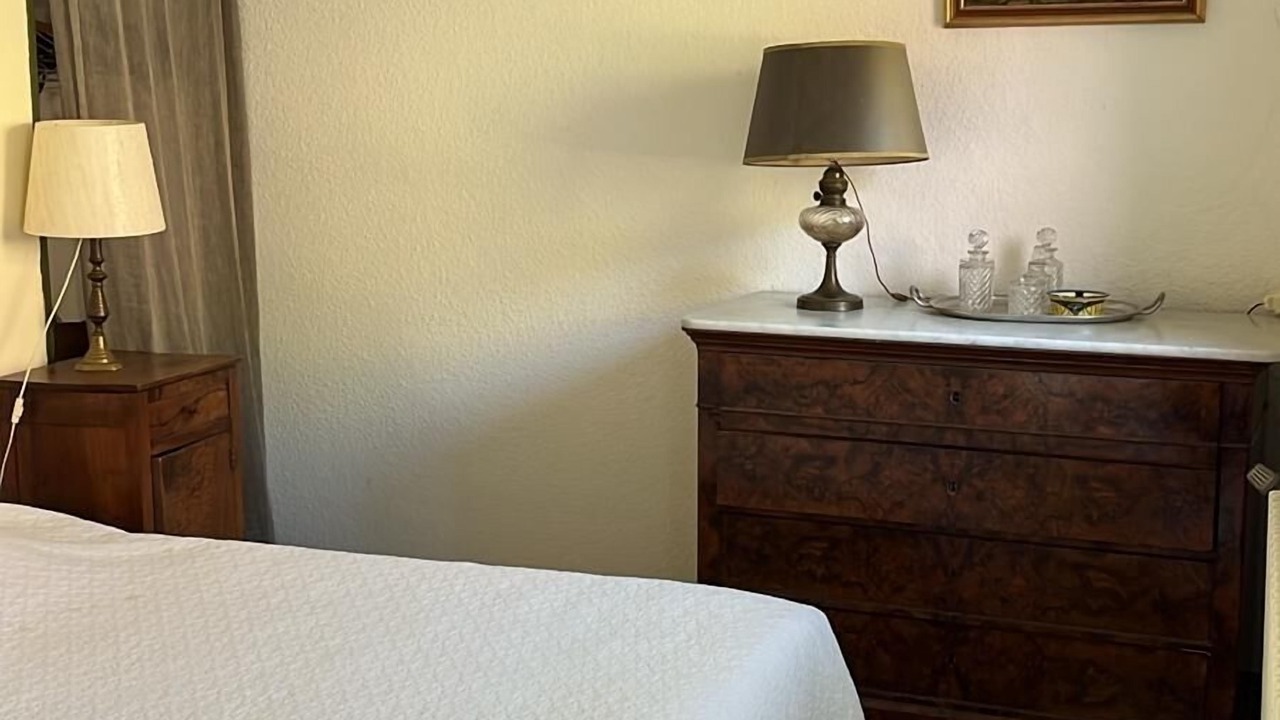 Photo of Bedroom in Saint-Hippolyte-le-Graveyron