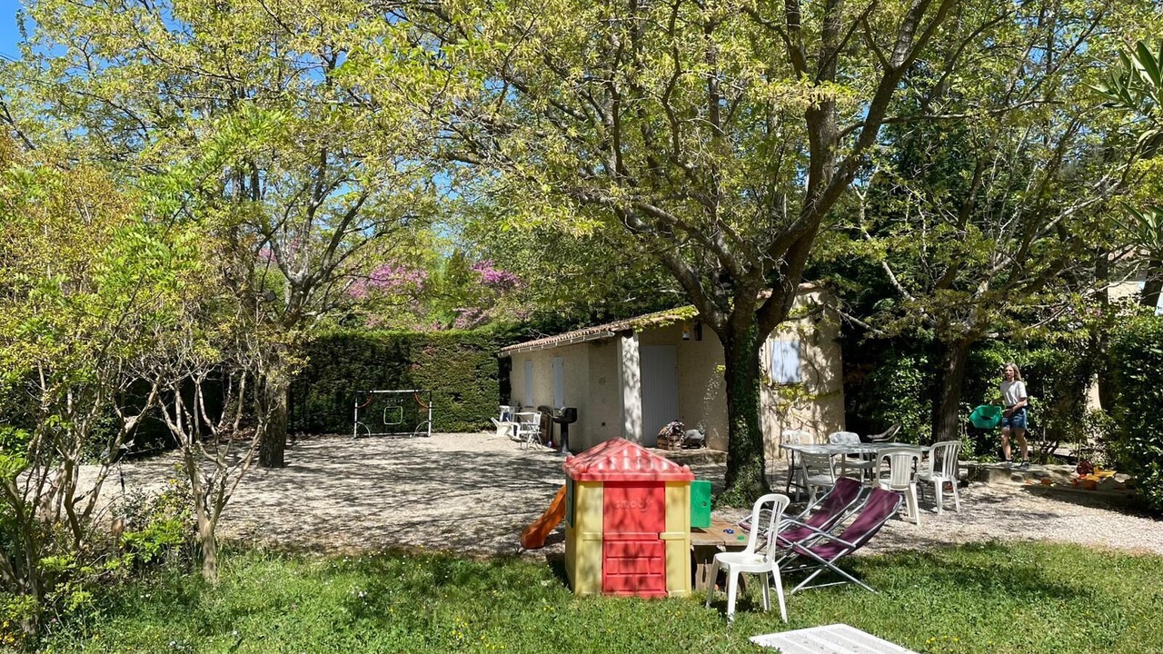 Photo of Outdoor in Saint-Hippolyte-le-Graveyron