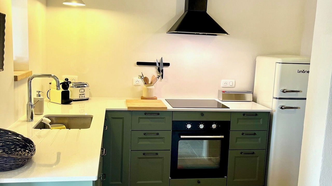 Photo of Kitchen in Montaren-et-Saint-Mediers