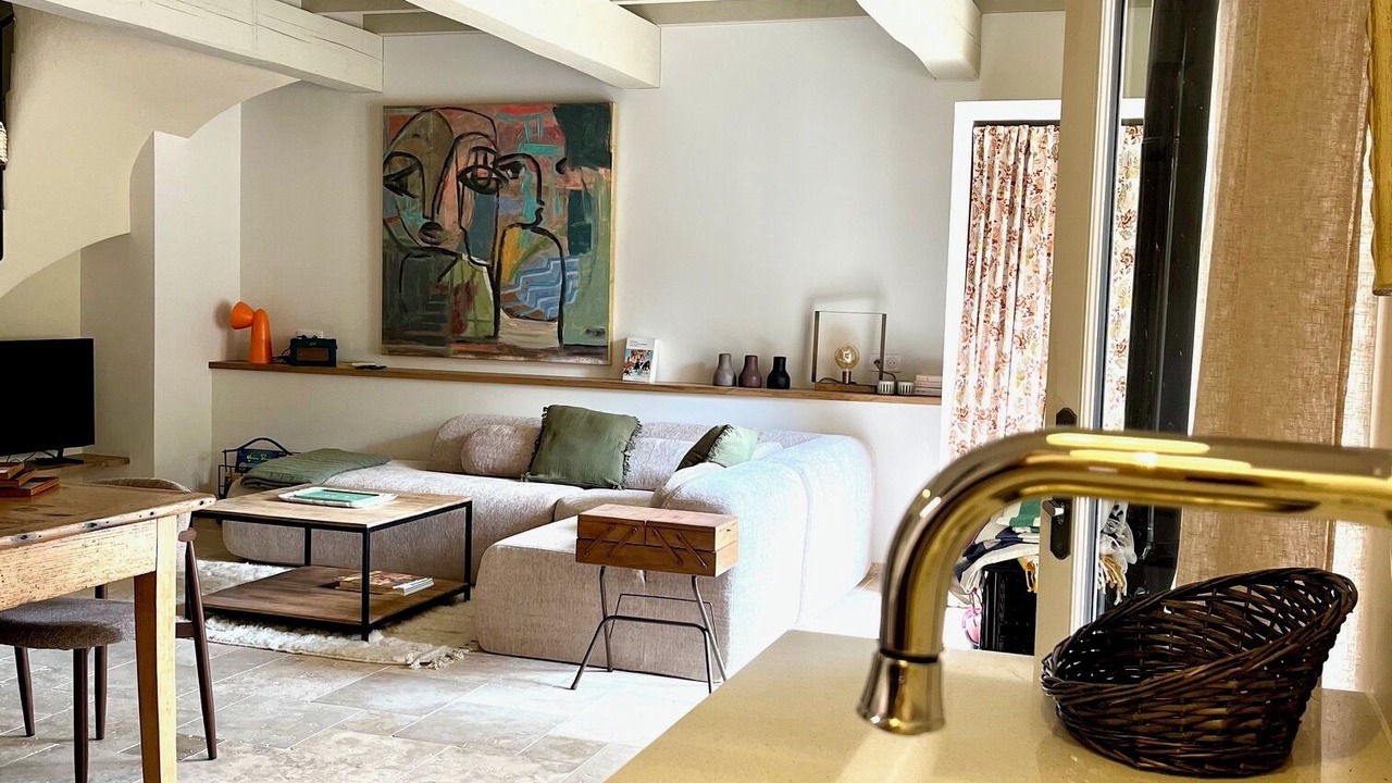 Photo of Livingroom in Montaren-et-Saint-Mediers