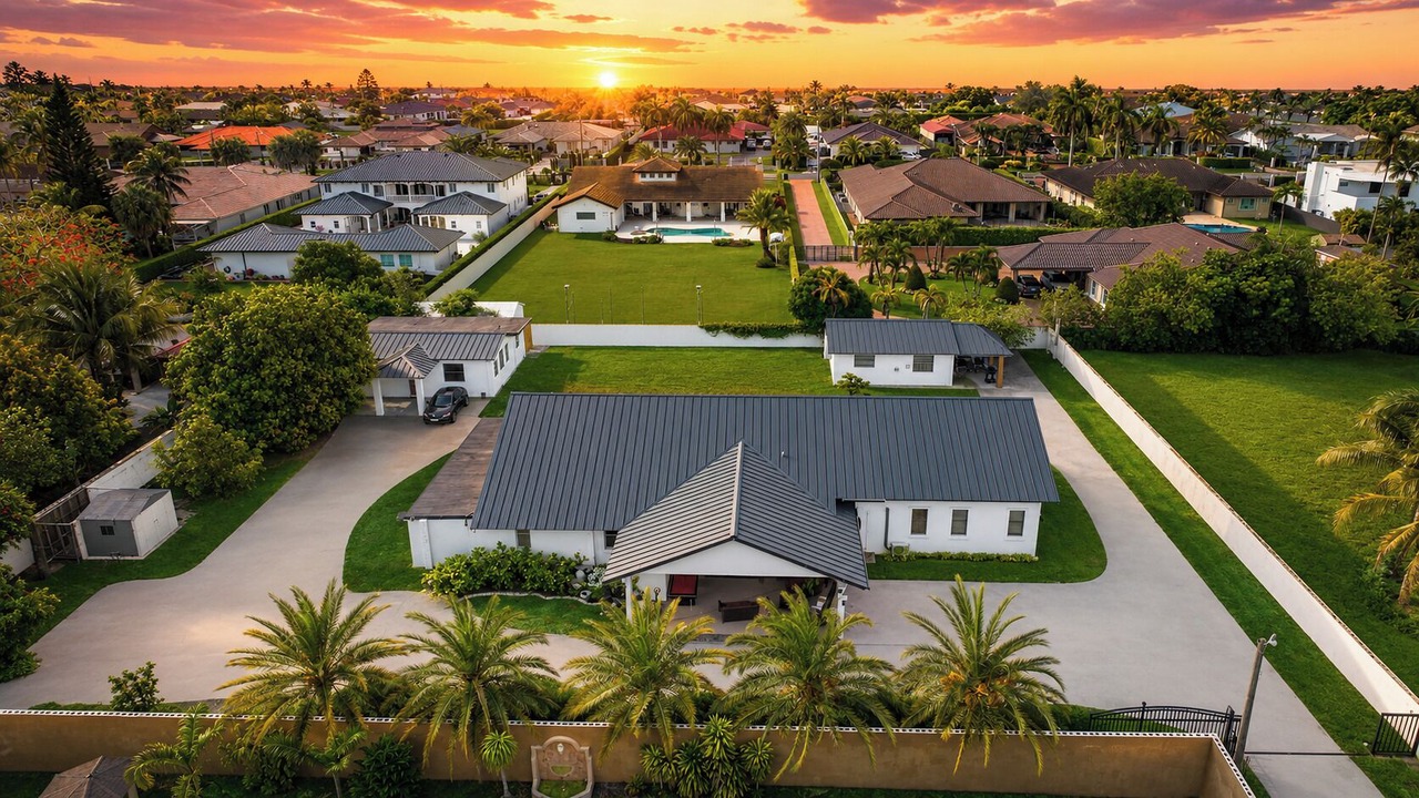 Photo of Outdoor in Tamiami