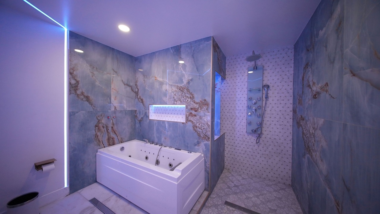 Photo of Bathroom in Tamiami