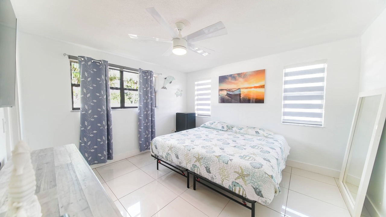 Photo of Bedroom in Tamiami