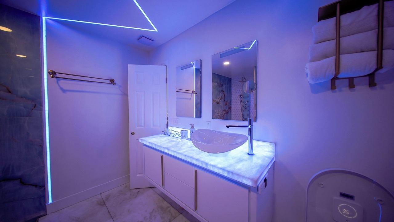 Photo of Bathroom in Tamiami