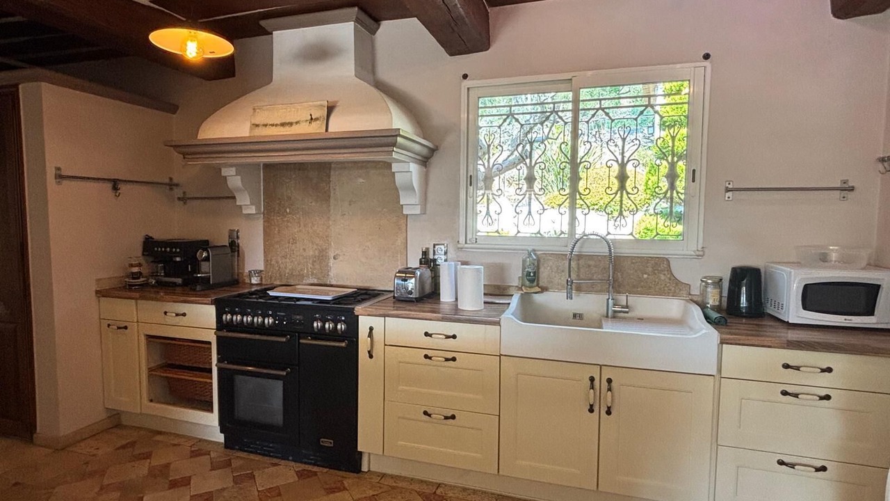 Photo of Kitchen in Preconil