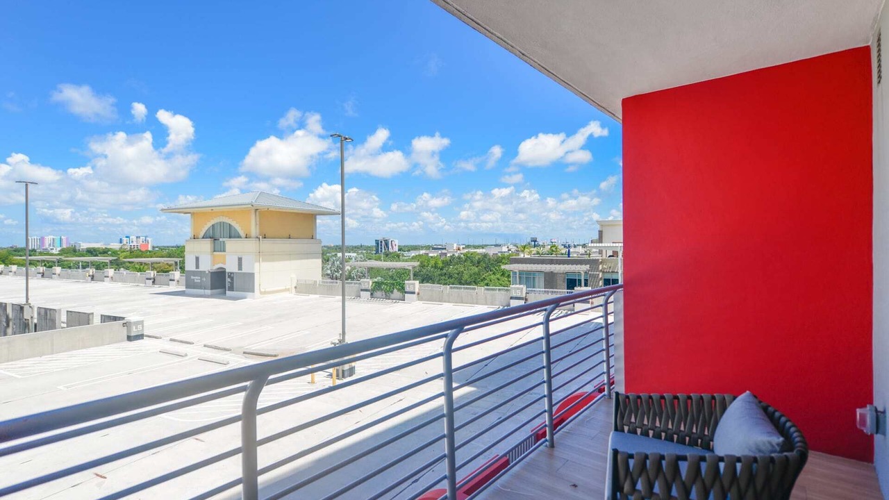 Photo of Outdoor in Midtown