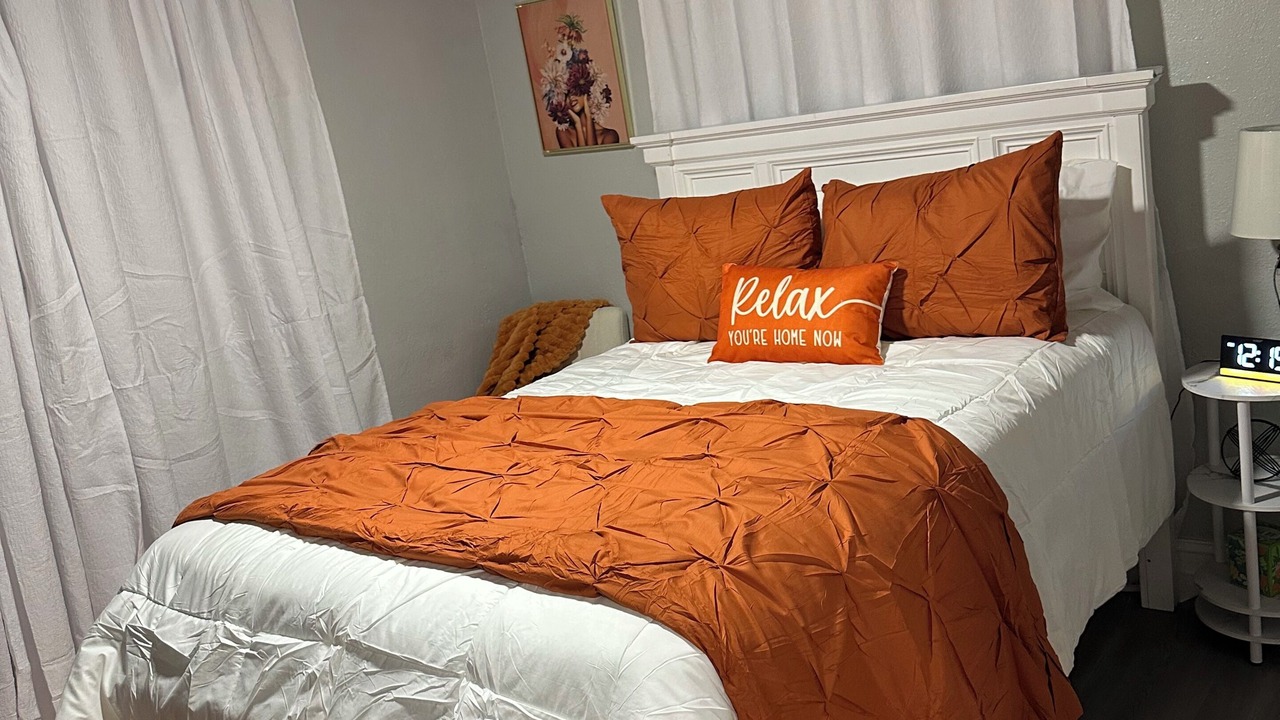 Photo of Bedroom in Lake Wales