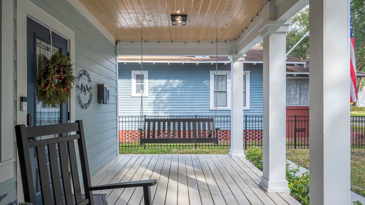 Photo of Patio Balcony in Dixieland